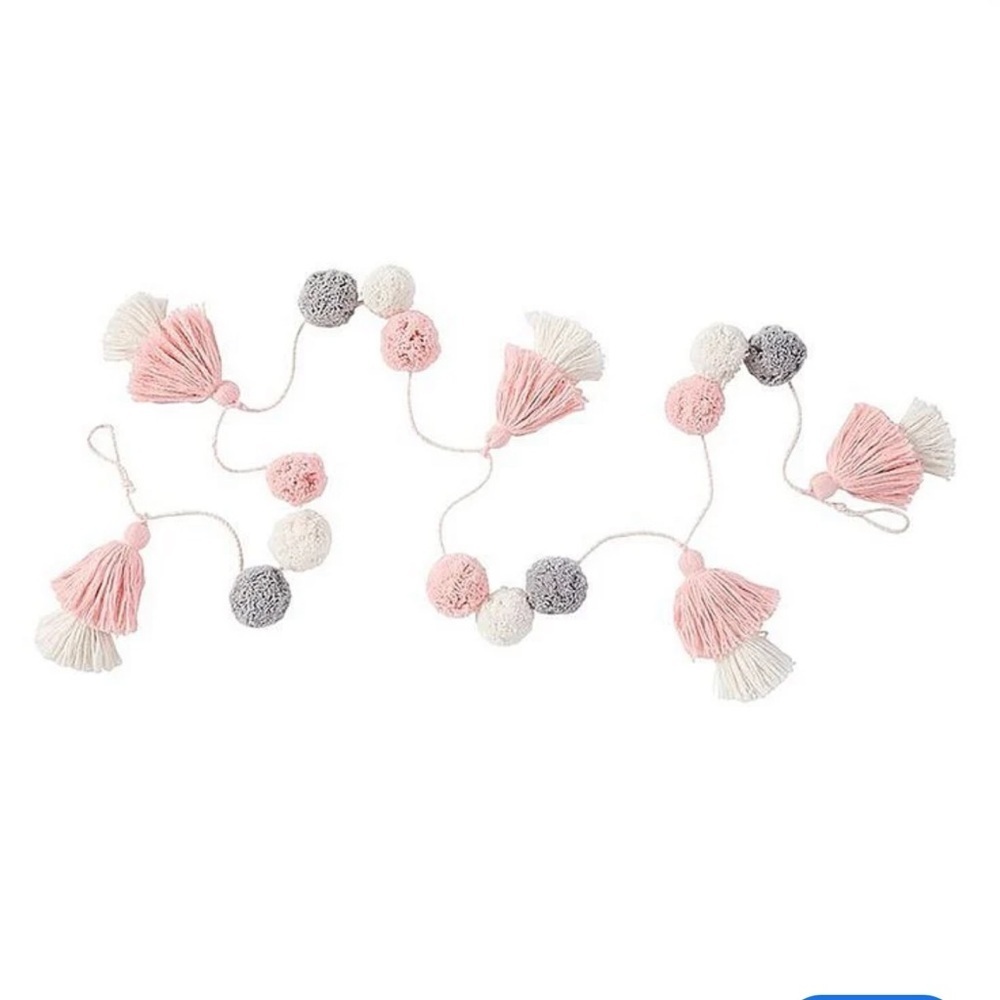 Mud Pie Pink and White Tassel Garland